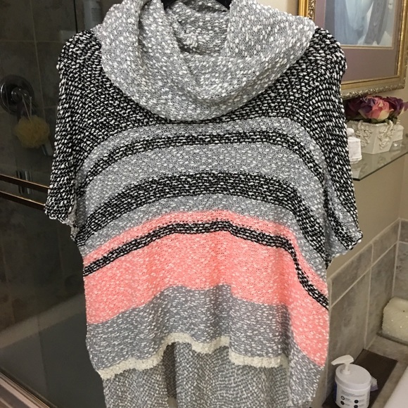 Cowl neck Sweater /poncho with sleeves & long back - Picture 1 of 4
